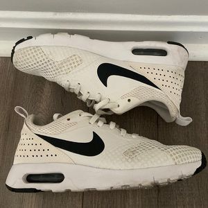 Nike Air Max Tavas